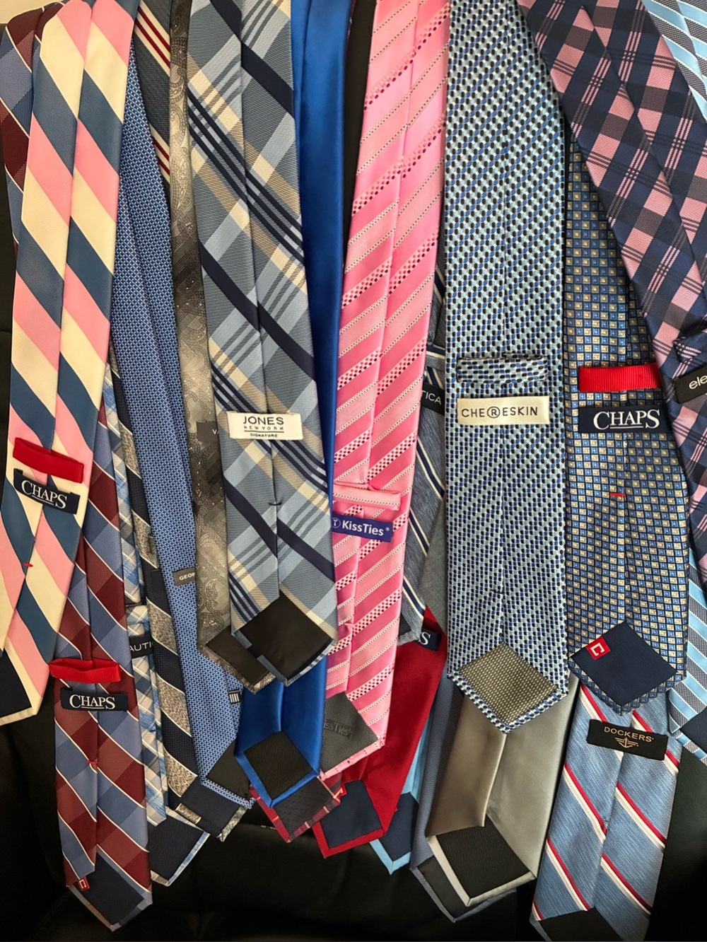 50 Lot - Mens Designer Ties most are SILK, most are very good wearable condition